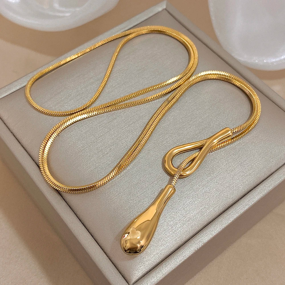 Sculptural Waterdrop Pendant Necklace